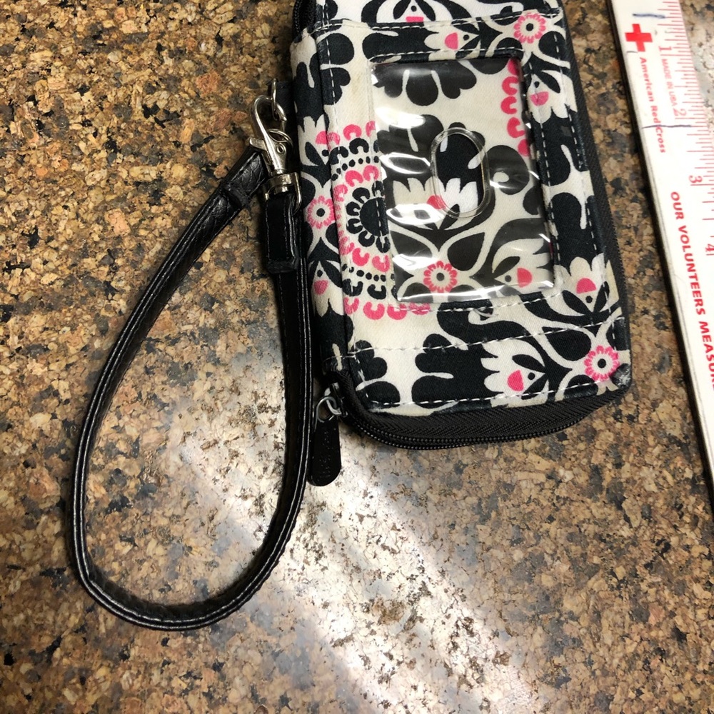 Thirty-one wristlet. - Picture 12 of 15
